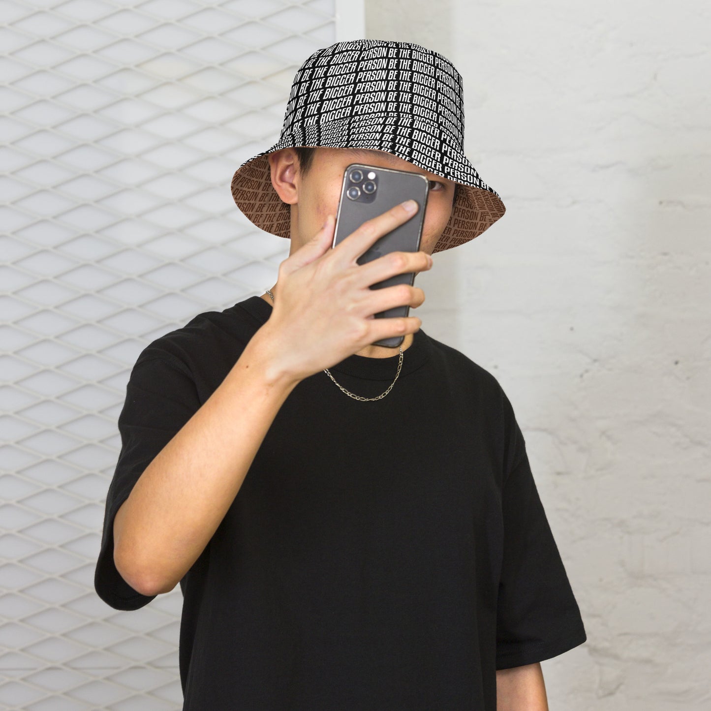 BROWN NOSER - Reversible Bucket Hat (brown/black)